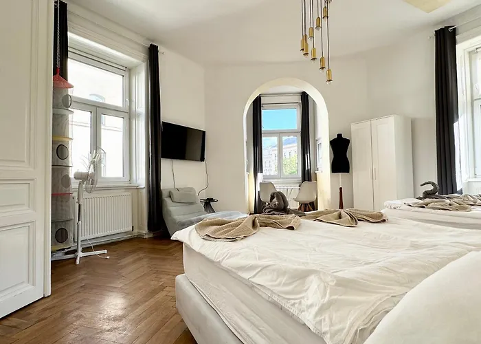 Premium Apartment Located At The Famous Vienna Kutschkermarkt